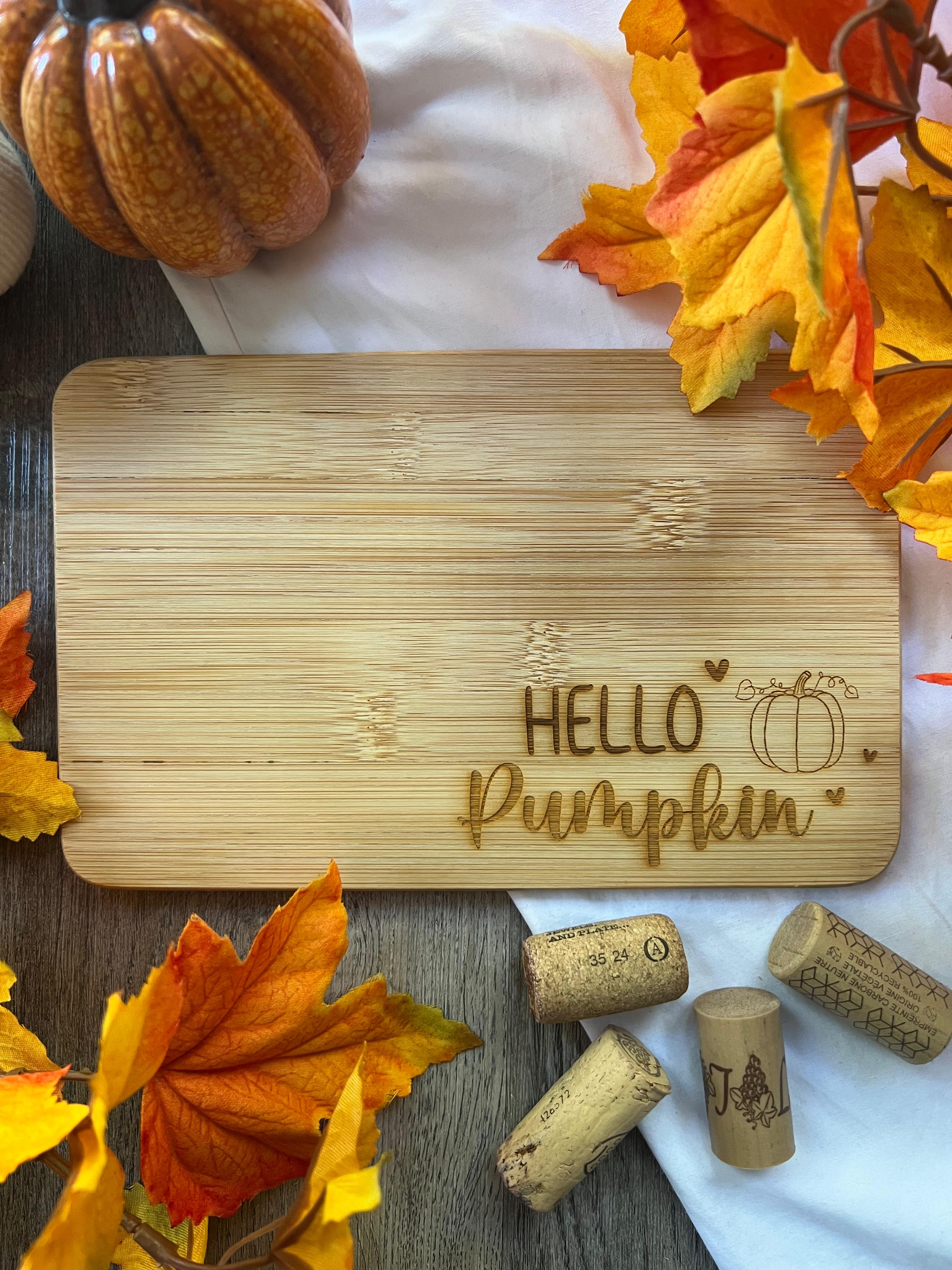 Schneidebrett "Hello Pumpkin", aus Bambus